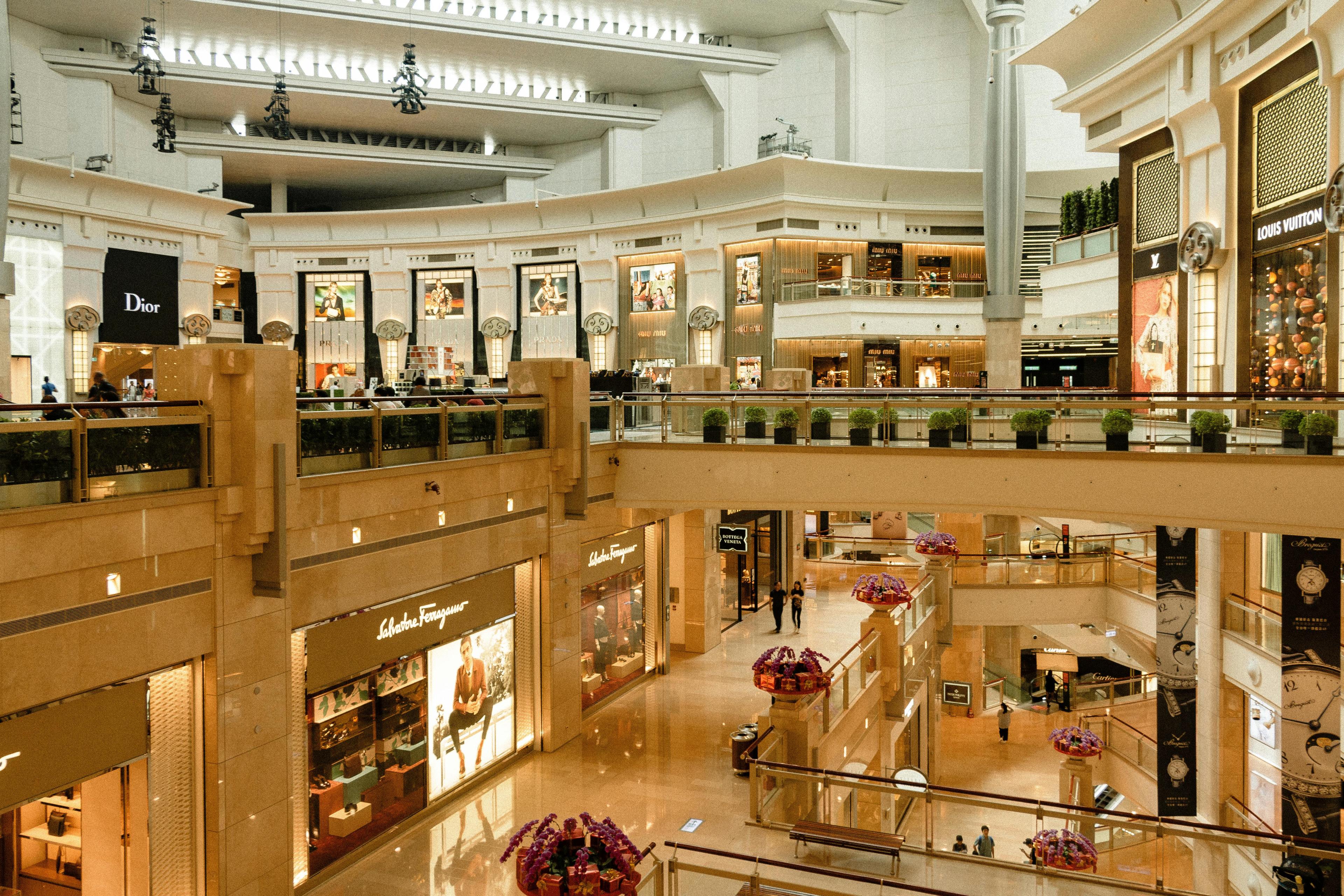 Retail & Mall Footfall Analytics